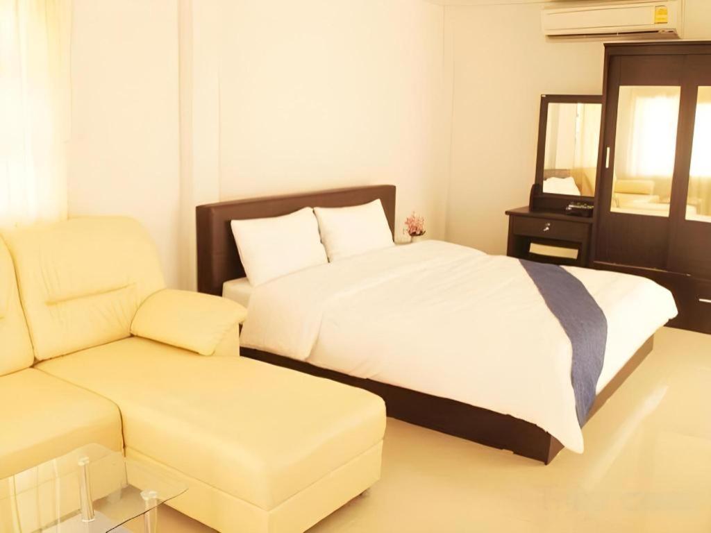 Plaifah Resort Ubon Song Khon Exterior foto