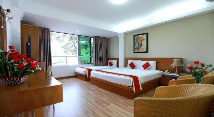 Plaifah Resort Ubon Song Khon Exterior foto
