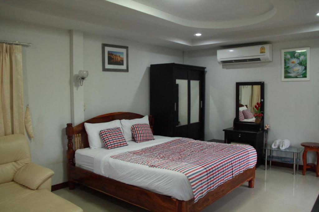 Plaifah Resort Ubon Song Khon Exterior foto